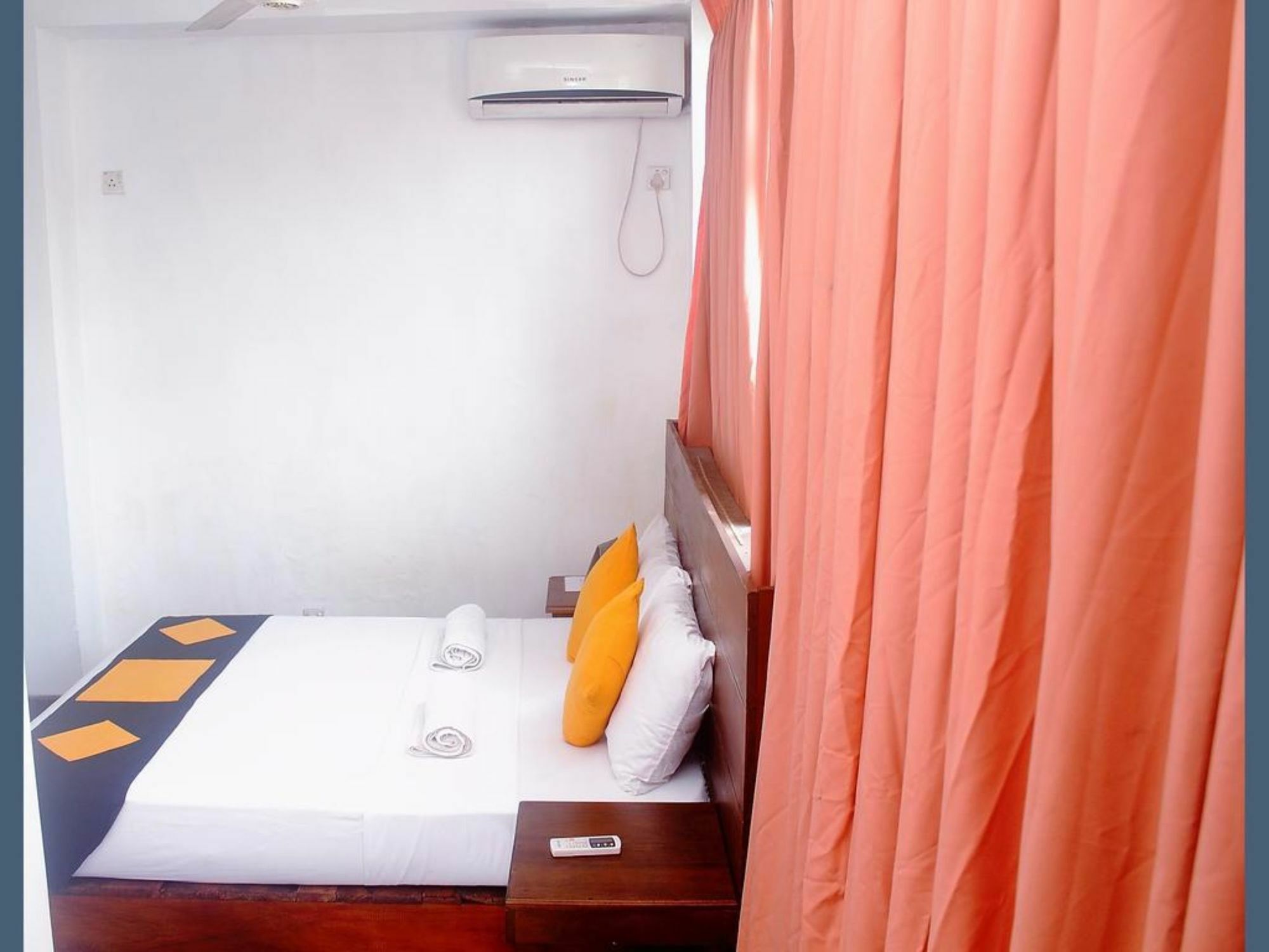 256 Townhouse Rest Hotel Kandy Exterior foto